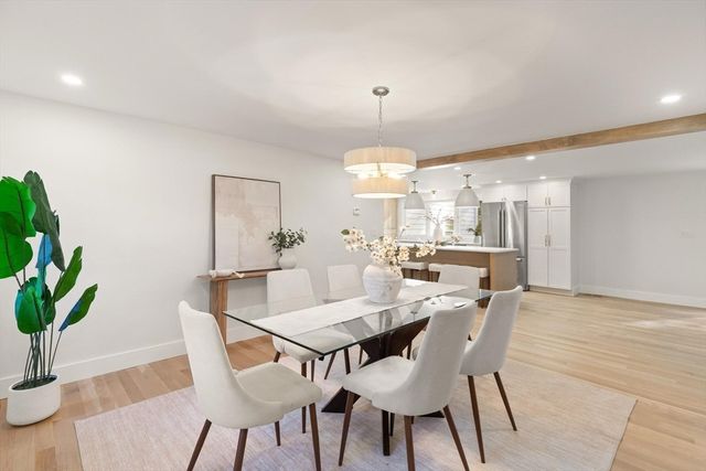 35 Grey Lane, Lynnfield, MA 01940