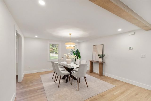 35 Grey Lane, Lynnfield, MA 01940