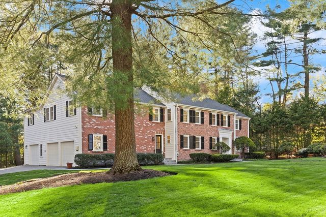35 Grey Lane, Lynnfield, MA 01940