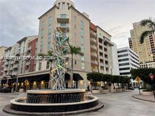 7280 SW 90th St 506, Miami, FL 33156