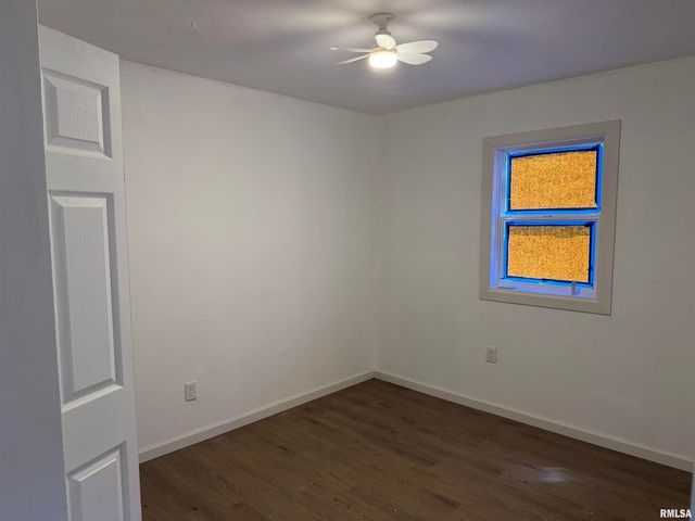 420 S 16TH Street, Springfield, IL 62703