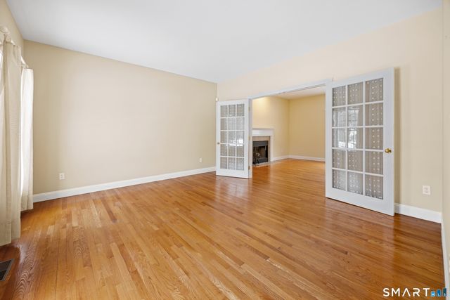 11 Nature Trail, Hamden, CT 06518