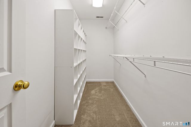 11 Nature Trail, Hamden, CT 06518