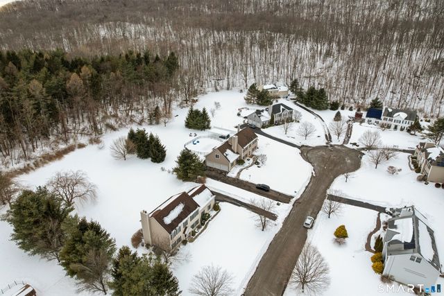 11 Nature Trail, Hamden, CT 06518