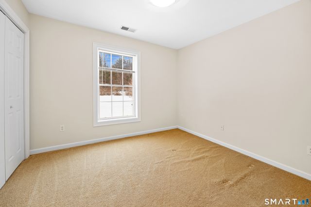 11 Nature Trail, Hamden, CT 06518