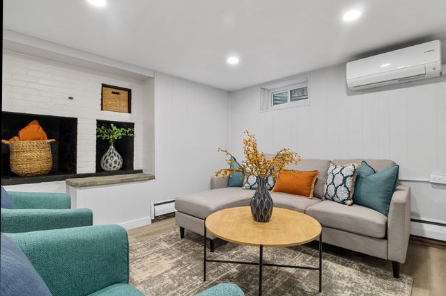 1 Fern St, Natick, MA 01760