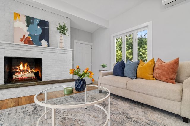 1 Fern St, Natick, MA 01760