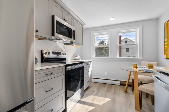 1 Fern St, Natick, MA 01760