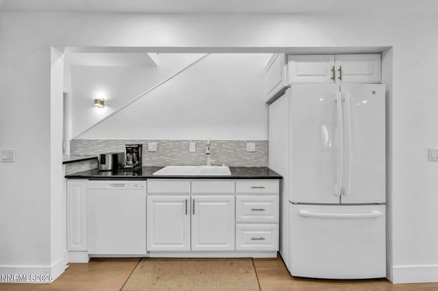 155 Holly Lane, Stateline, NV 89449