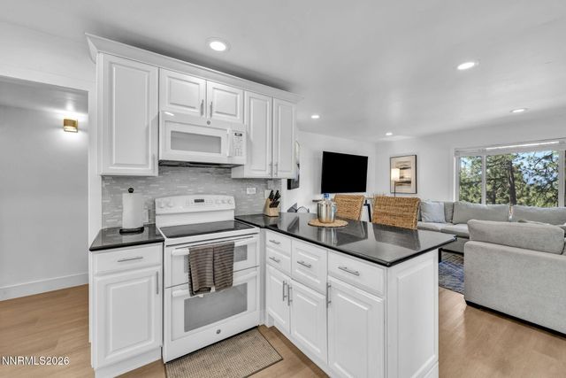 155 Holly Lane, Stateline, NV 89449