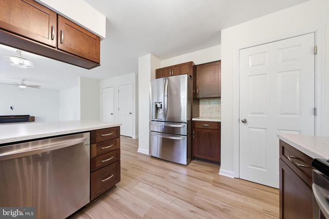 6728 OAKRIDGE RD, New Market, MD 21774