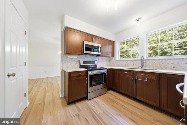 6728 OAKRIDGE RD, New Market, MD 21774