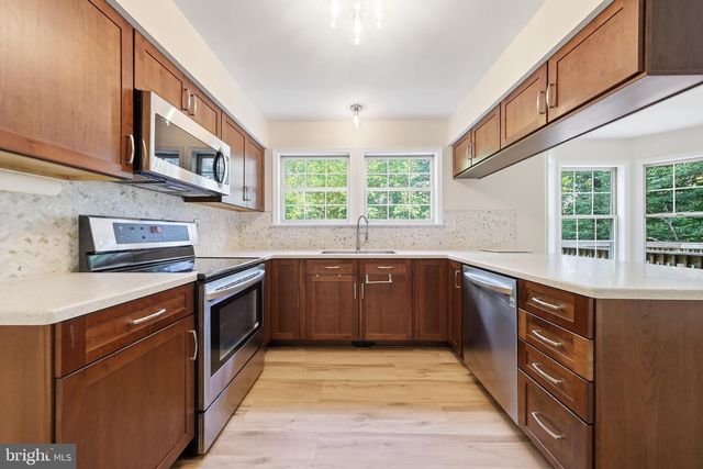6728 OAKRIDGE RD, New Market, MD 21774