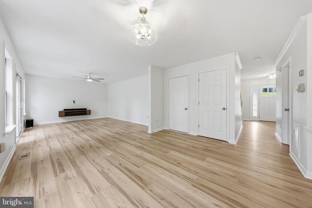 6728 OAKRIDGE RD, New Market, MD 21774