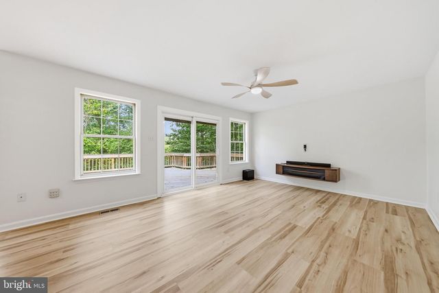 6728 OAKRIDGE RD, New Market, MD 21774