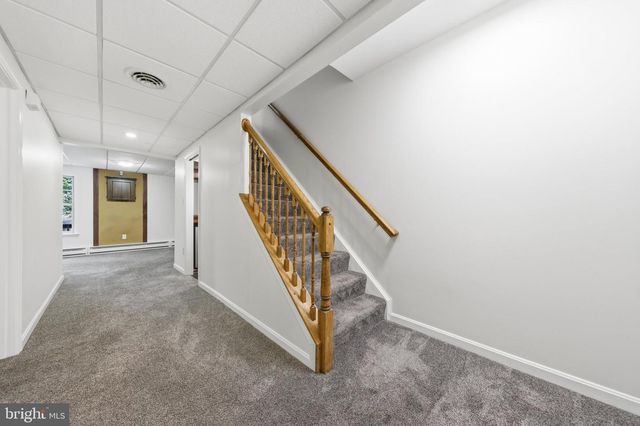6728 OAKRIDGE RD, New Market, MD 21774