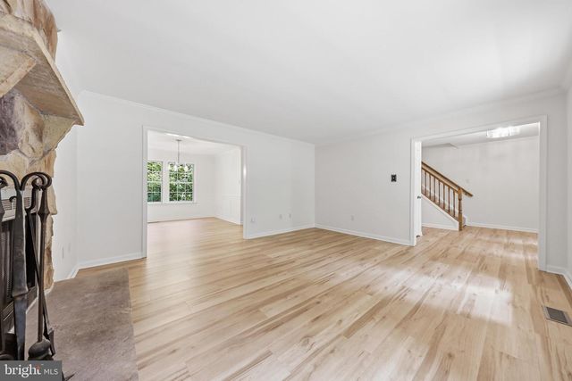 6728 OAKRIDGE RD, New Market, MD 21774
