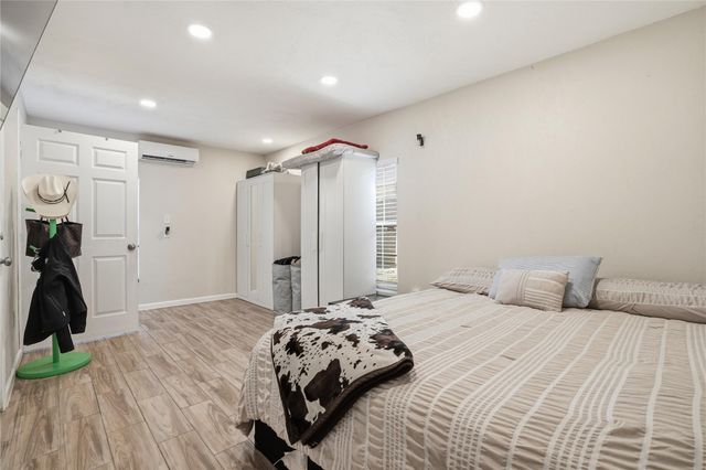 18706 Haughland Drive, Cypress, TX 77433