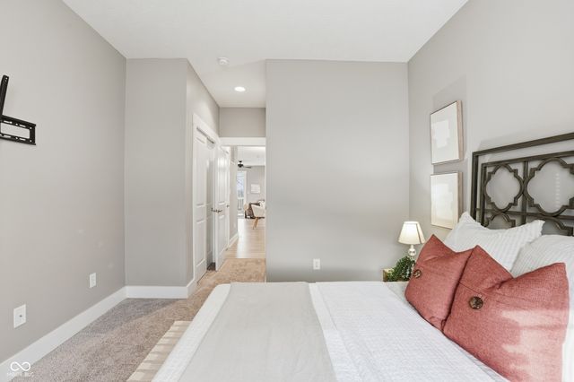 14474 Treasure Creek Lane, Fishers, IN 46038