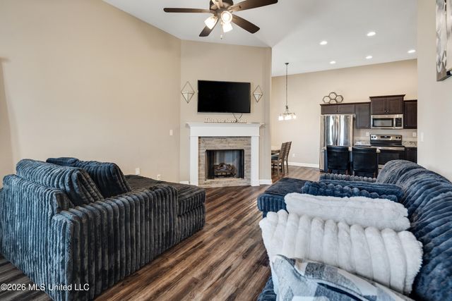 2521 Darlene Street, Southaven, MS 38672