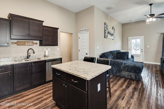 2521 Darlene Street, Southaven, MS 38672