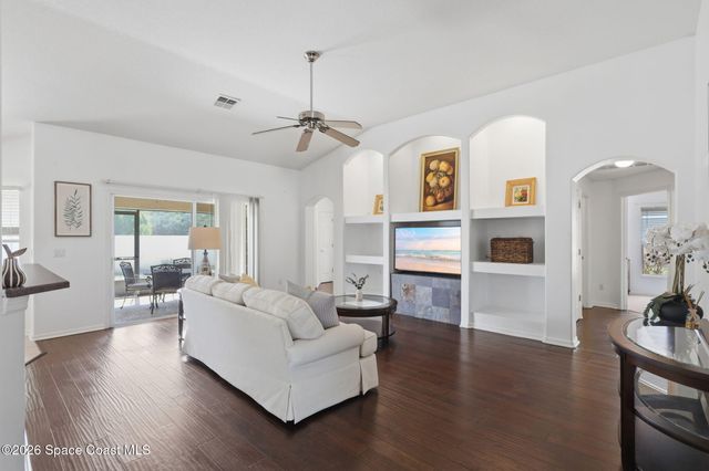 5637 Autumn Chase Circle, Sanford, FL 32771