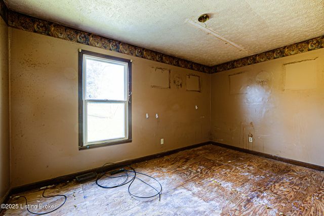 49 Fleming Rd, Shelbyville, KY 40065