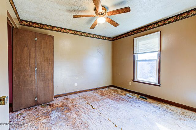 49 Fleming Rd, Shelbyville, KY 40065