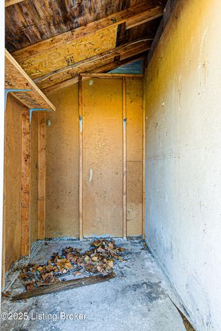 49 Fleming Rd, Shelbyville, KY 40065