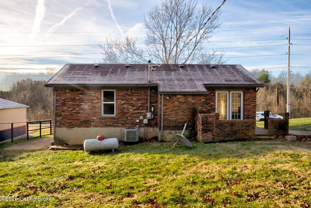 49 Fleming Rd, Shelbyville, KY 40065