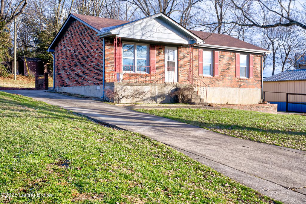 49 Fleming Rd, Shelbyville, KY 40065