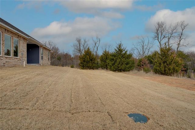 11161 Black Lion Court, Blanchard, OK 73010