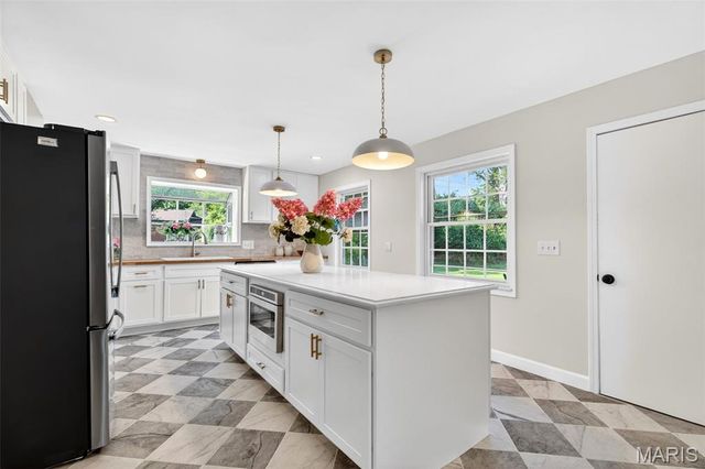 12947 Ballantine Court, Unincorporated, MO 63146