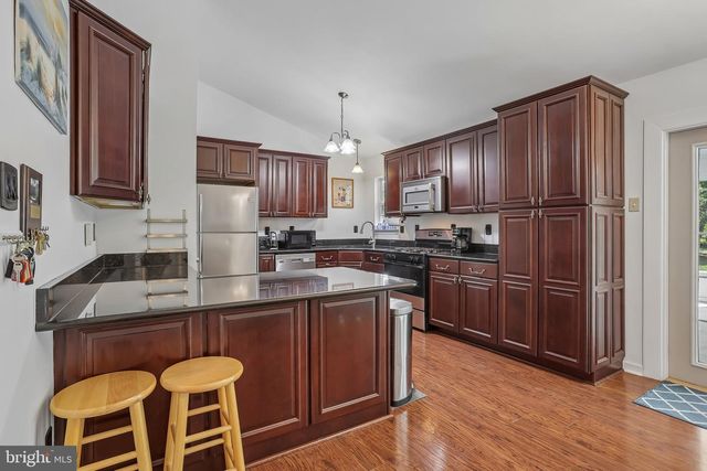 930 HARRISON AVE, Mays Landing, NJ 08330