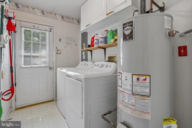930 HARRISON AVE, Mays Landing, NJ 08330