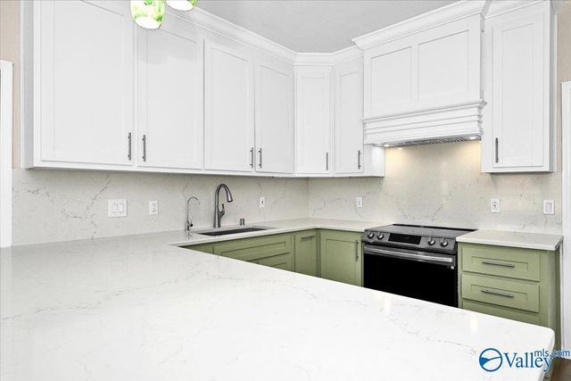 2411 Huntington Lane SE, Decatur, AL 35601