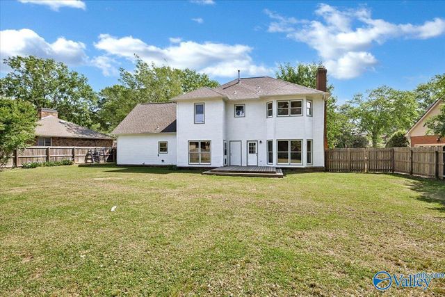 2411 Huntington Lane SE, Decatur, AL 35601
