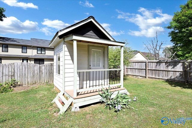2411 Huntington Lane SE, Decatur, AL 35601