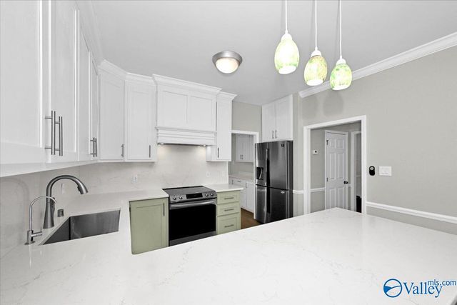 2411 Huntington Lane SE, Decatur, AL 35601