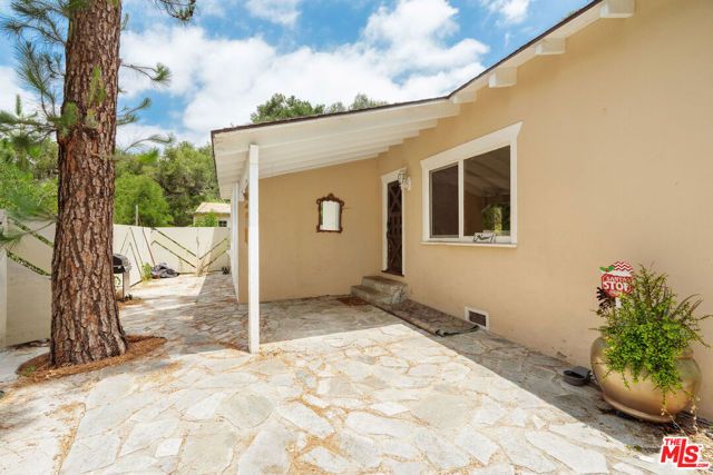 360 N Topanga Canyon Boulevard, Topanga (los Angeles), CA 90290