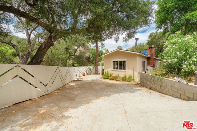 360 N Topanga Canyon Boulevard, Topanga (los Angeles), CA 90290
