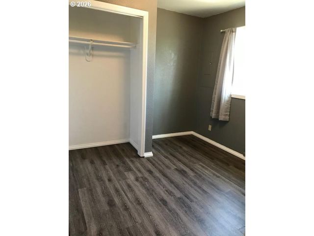 302 W 3RD St, Wallowa, OR 97885