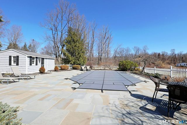 46 Tally Ho Road, Ridgefield, CT 06877