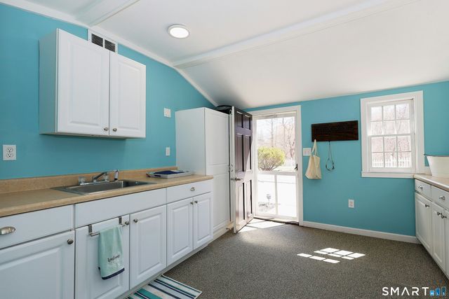 46 Tally Ho Road, Ridgefield, CT 06877