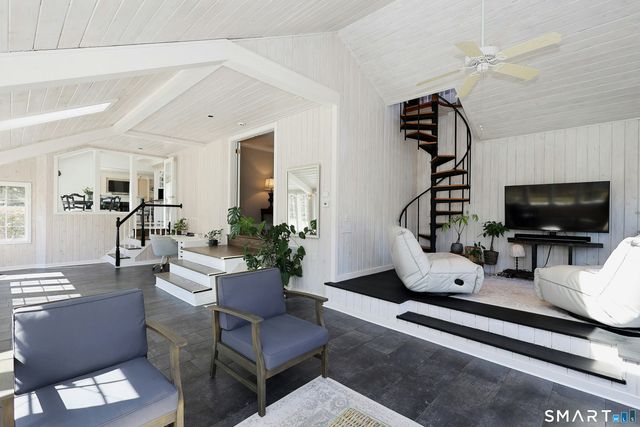 46 Tally Ho Road, Ridgefield, CT 06877