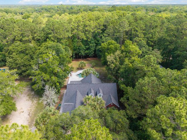 1220 Crooked Oak Dr., Pawleys Island, SC 29585
