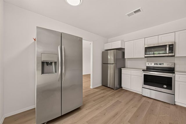 2711 Wood River Drive, Spring, TX 77373