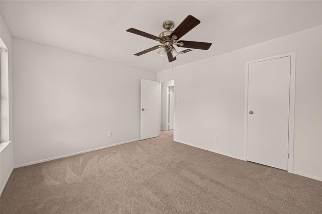 2711 Wood River Drive, Spring, TX 77373