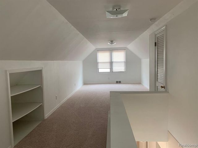 32469 Rosslyn Avenue, Garden City, MI 48135