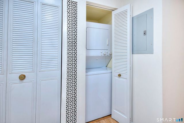 49 Southport Woods Drive 49, Fairfield, CT 06890